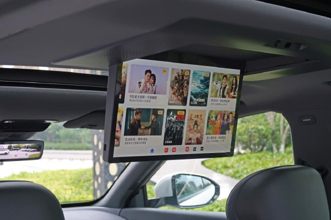 Test drive Dongfeng Yipai e π 008 Extended Range Edition, enjoy a comfortable ride, and be more worry-free for long distances